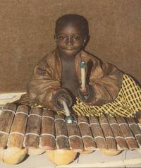 Musicien en herbe du Burkina Faso