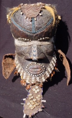 Masque Africain Kuba - Région de Kinshasa (Congo - RDC - ex Zaïre)