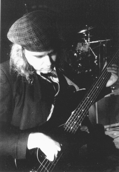 Patrick Perrier bassiste éclectique valaisan